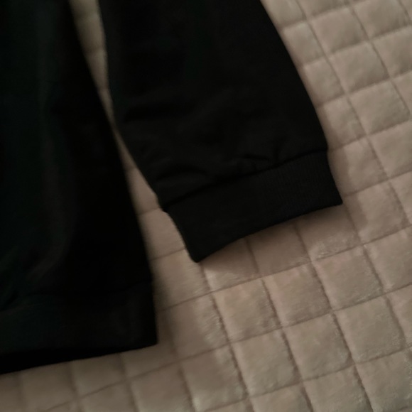 Like New! Wifey top - Picture 5 of 7